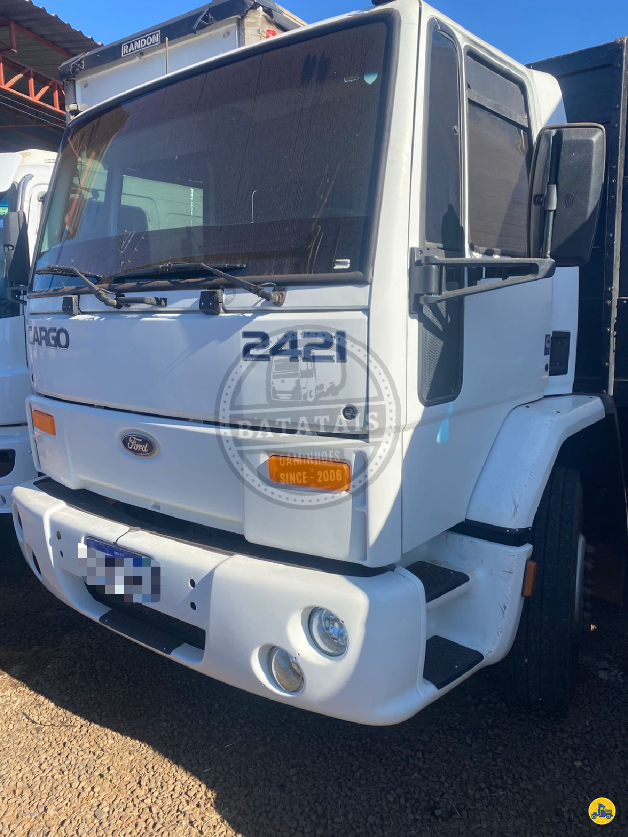 CAMINHAO FORD CARGO 2421 Carga Seca Truck 6x2 Batatais Caminhões BATATAIS SÃO PAULO SP